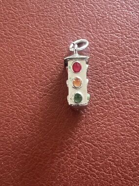 Vintage 3D traffic light charm sterling silver as is